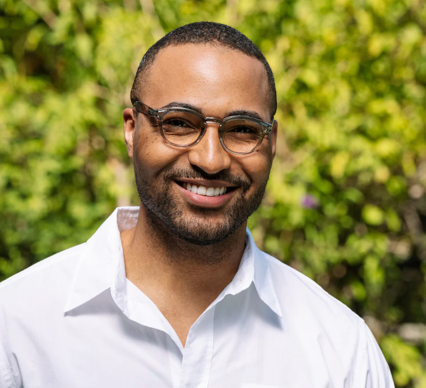 Asher (Blue Light) - Image 5