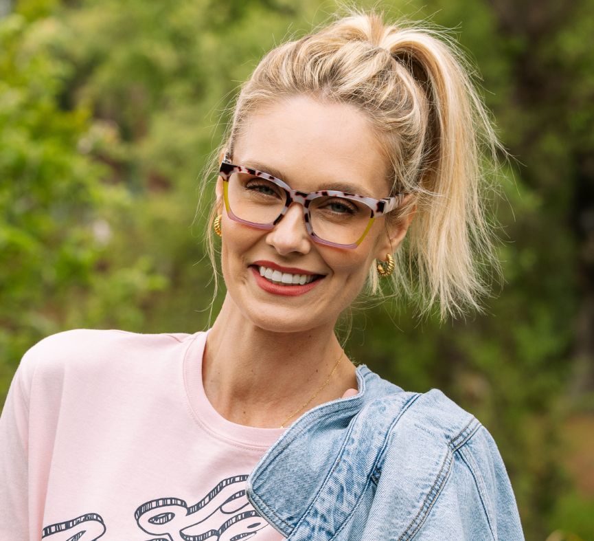 Birdie (Blue Light) - Image 22