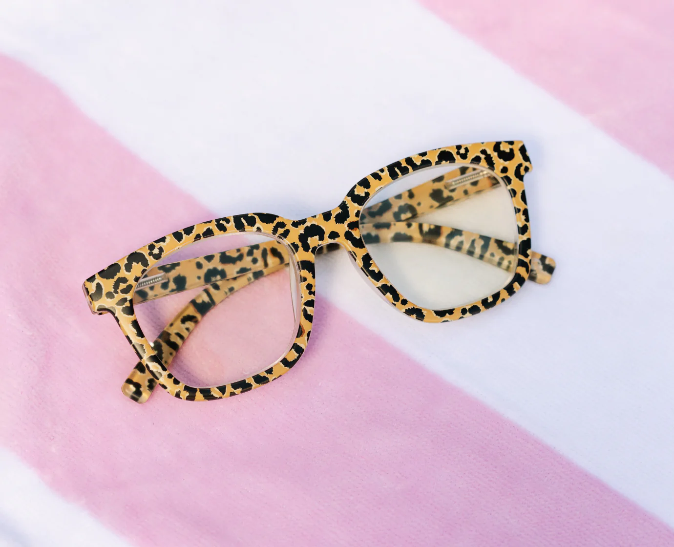 To the Max (Blue Light) - Image 64