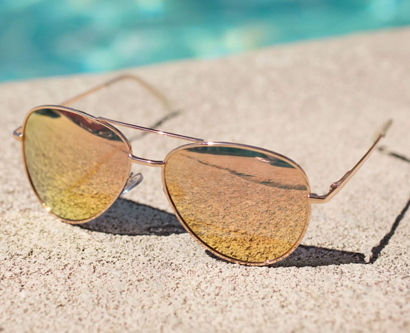 Ultraviolet - Image 19